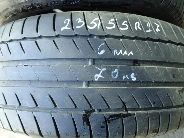 Гуми Летни 235/55R17, снимка 4 - Гуми и джанти - 9735274