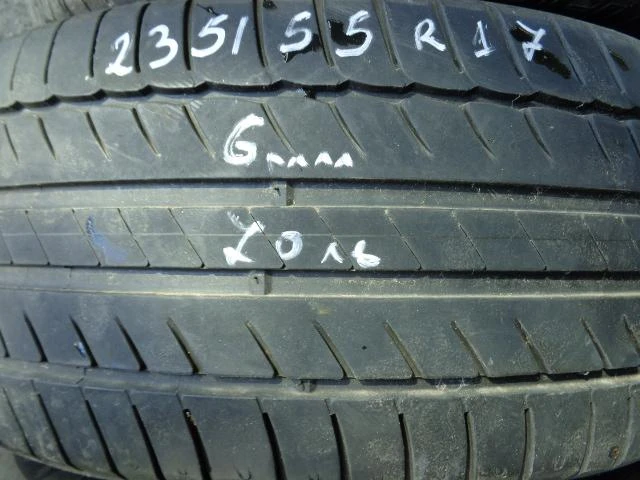 Гуми Летни 235/55R17, снимка 5 - Гуми и джанти - 9735274