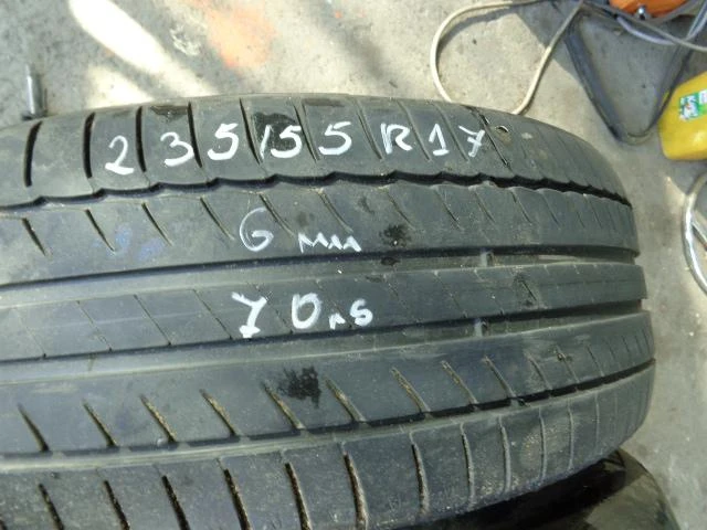 Гуми Летни 235/55R17, снимка 7 - Гуми и джанти - 9735274