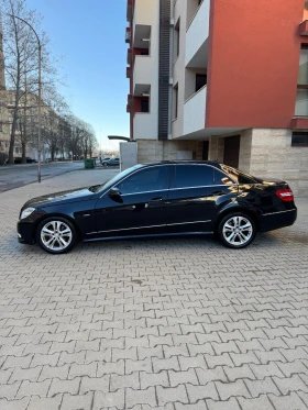 Mercedes-Benz E 220, снимка 3