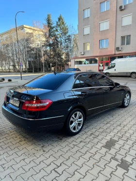 Mercedes-Benz E 220, снимка 6