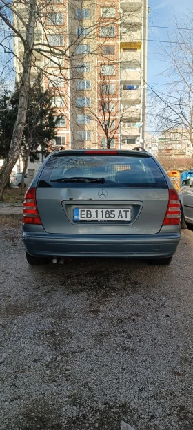 Mercedes-Benz C 220, снимка 3