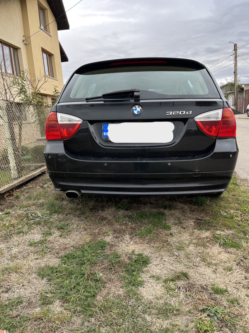 BMW 320, снимка 4 - Автомобили и джипове - 45109318