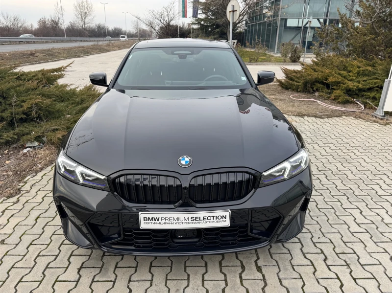 BMW 330 xDrive Седан, снимка 8 - Автомобили и джипове - 48601059