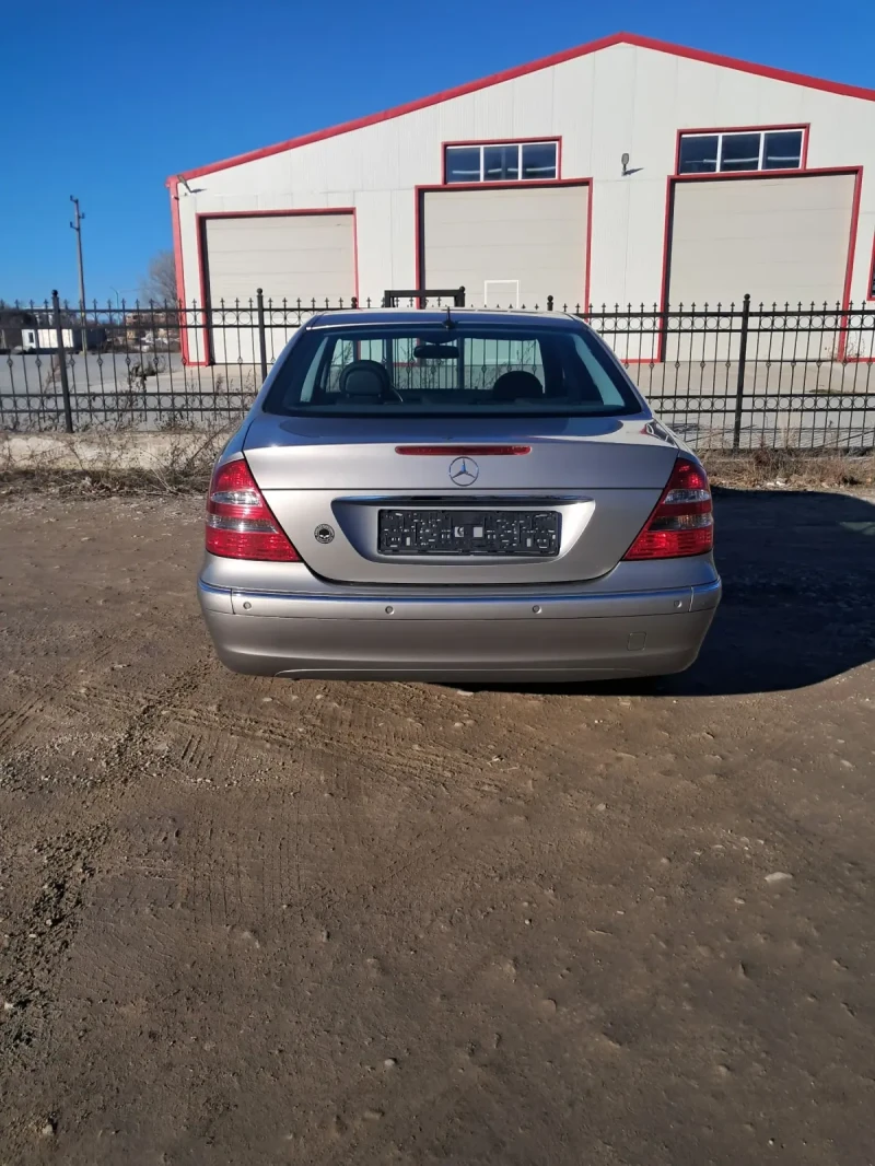 Mercedes-Benz E 350, снимка 2 - Автомобили и джипове - 48922530