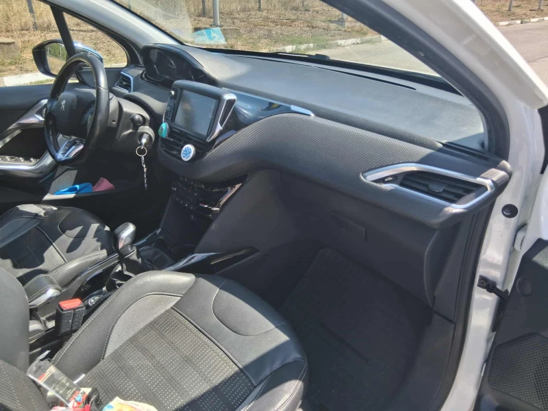 Peugeot 2008 1.6 HDI, снимка 6 - Автомобили и джипове - 52398944