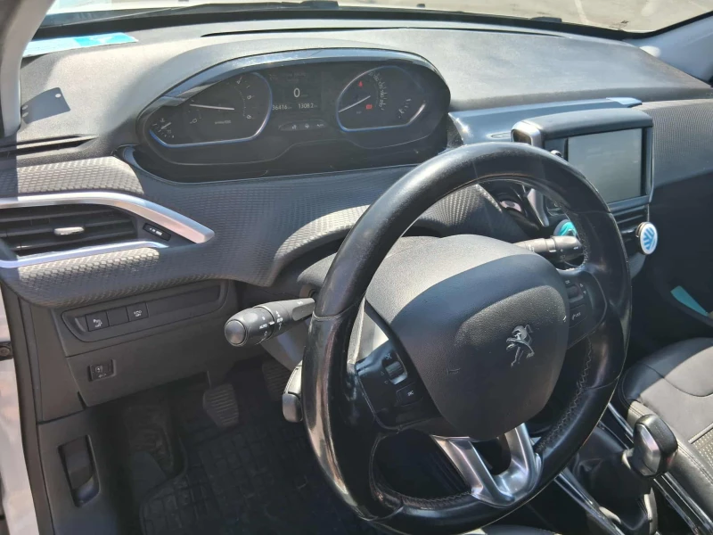 Peugeot 2008 1.6 HDI, снимка 7 - Автомобили и джипове - 52398944