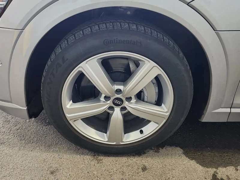 Audi E-Tron * PROGRESSIV * CARFAX * БЕЗ ПЪРВОНАЧАЛНА ВНОСКА, снимка 6 - Автомобили и джипове - 52633942