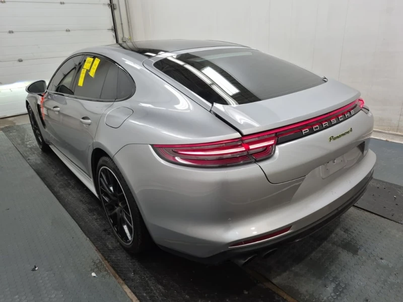 Porsche Panamera * 4 E HYBRID * CARFAX * ЦЕНА ДО БГ, снимка 4 - Автомобили и джипове - 52878410