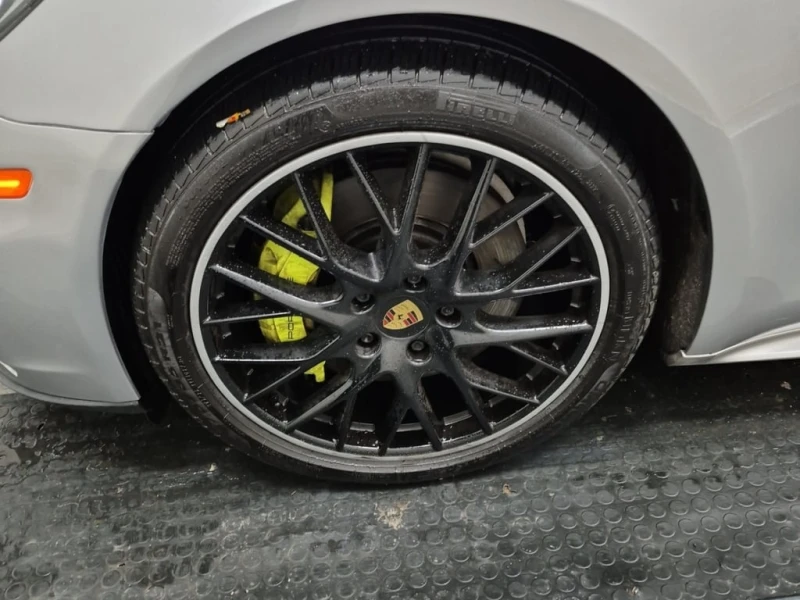 Porsche Panamera * 4 E HYBRID * CARFAX * ЦЕНА ДО БГ, снимка 7 - Автомобили и джипове - 52878410