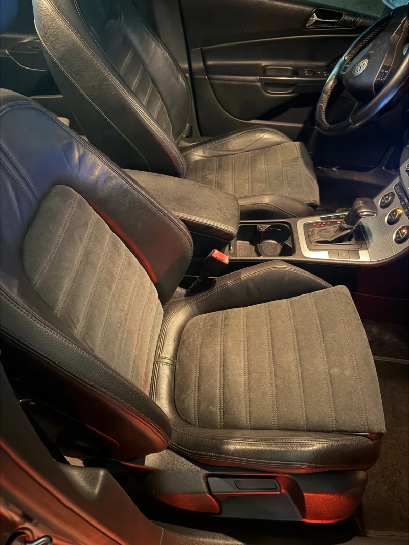 VW Passat 2.0 TDI, снимка 11 - Автомобили и джипове - 53149795