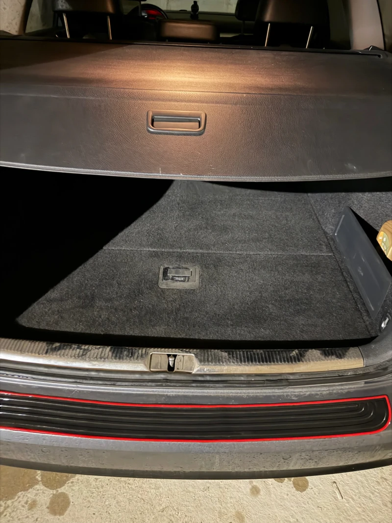 VW Passat 2.0 TDI, снимка 12 - Автомобили и джипове - 53149795