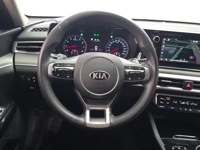 Kia K5 2.0 Trendy, снимка 13 - Автомобили и джипове - 55786489