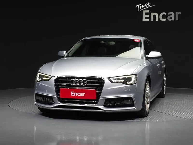 Audi A5 2.0 TDI Quattro - САМО 30% АВАНС, снимка 9 - Автомобили и джипове - 56003341