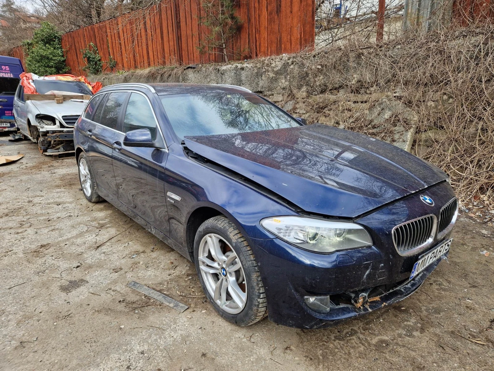 BMW 530 4бр 530XD 258кс  F1, Key Less, 360, head up Пано - изображение 9