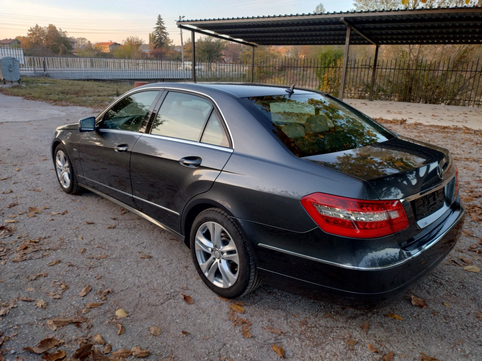 Mercedes-Benz E 220 CDI AVANTGARDE  - изображение 6