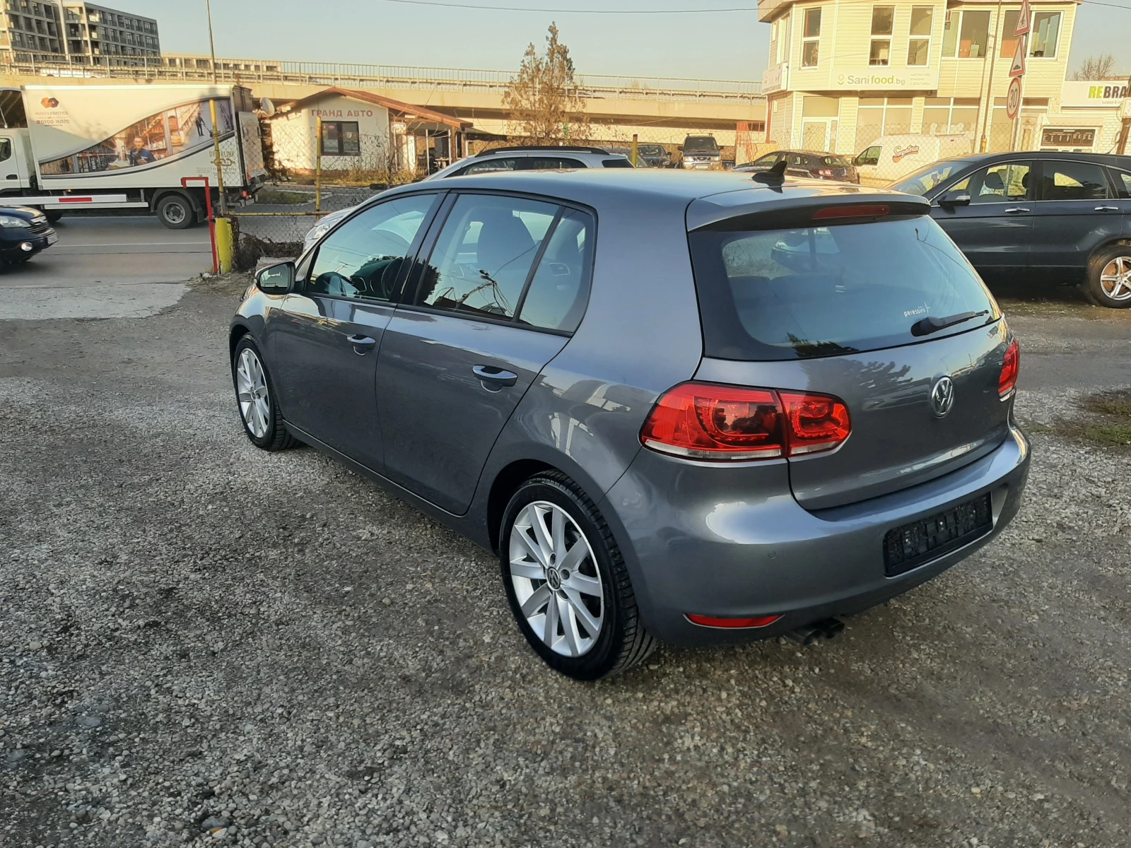 VW Golf 2.0TDI HIGH LINE - изображение 5