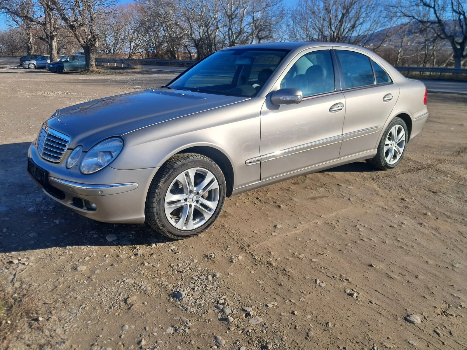 Mercedes-Benz E 350  - изображение 4
