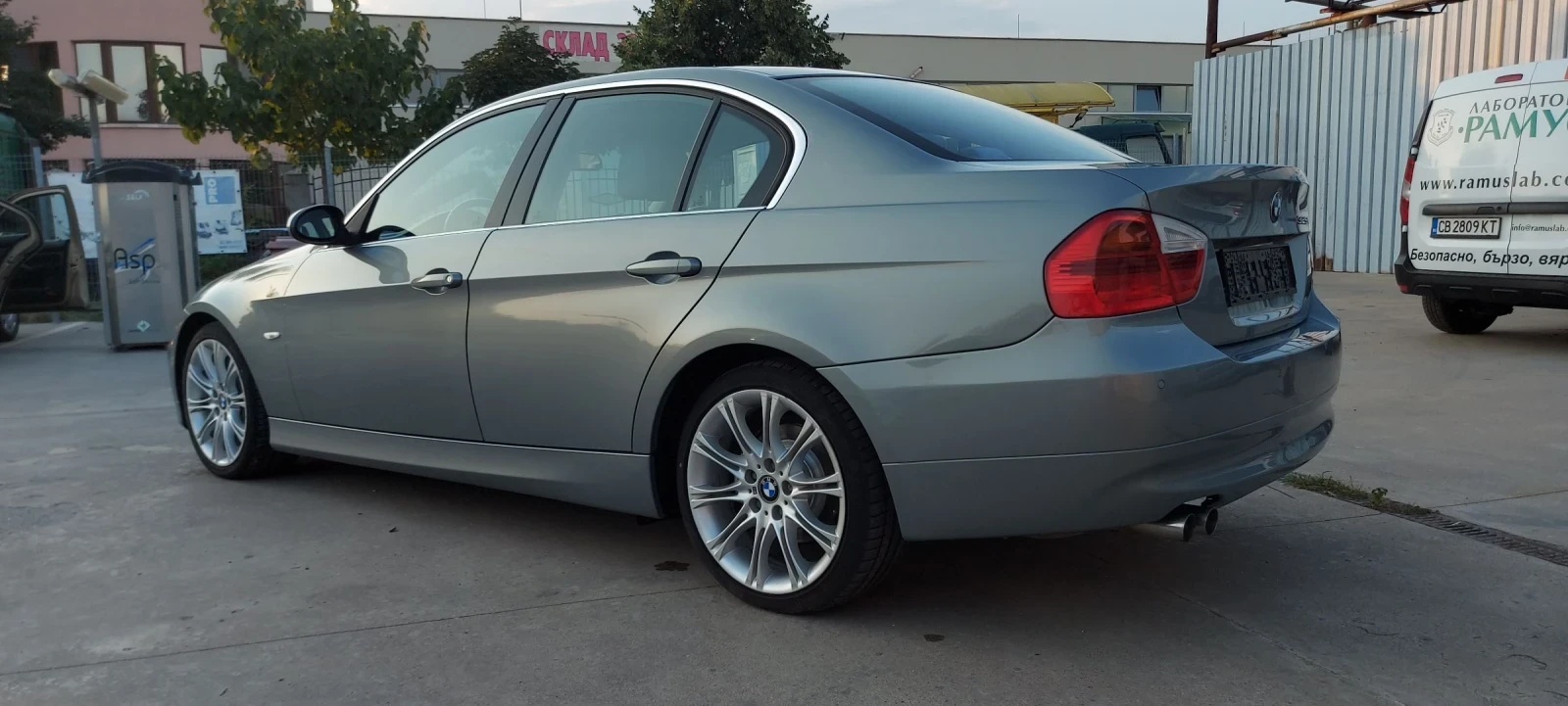 BMW 325 Е90 - изображение 3