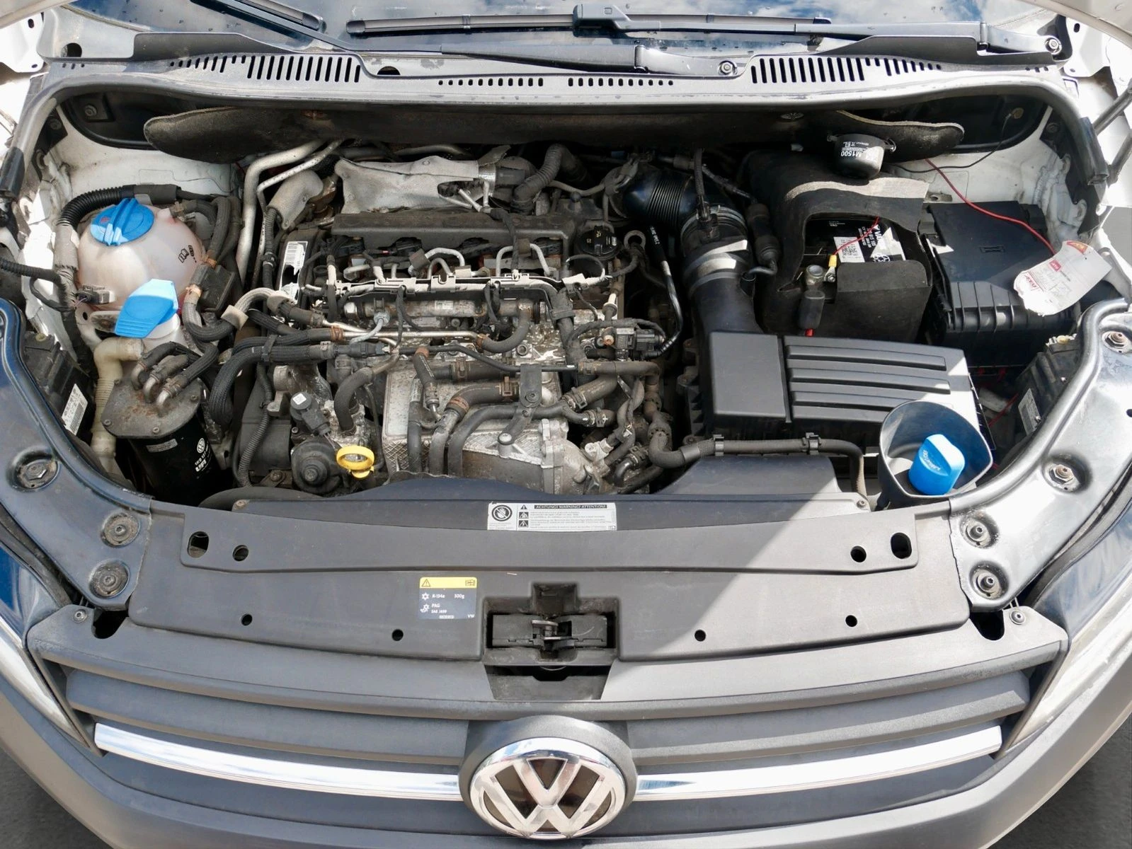 VW Caddy Maxi * Kamera* Navi* XENON * UniRent*  - изображение 10