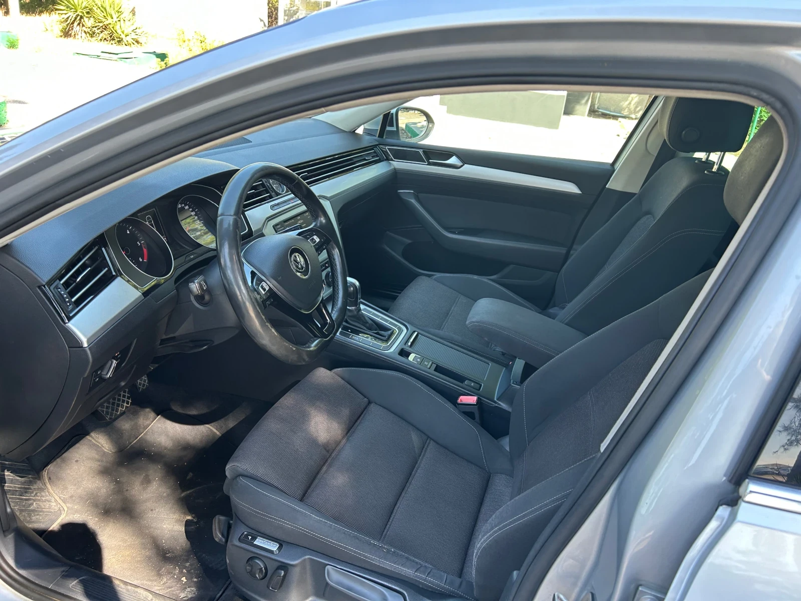 VW Passat 2, 0 DSG - изображение 4