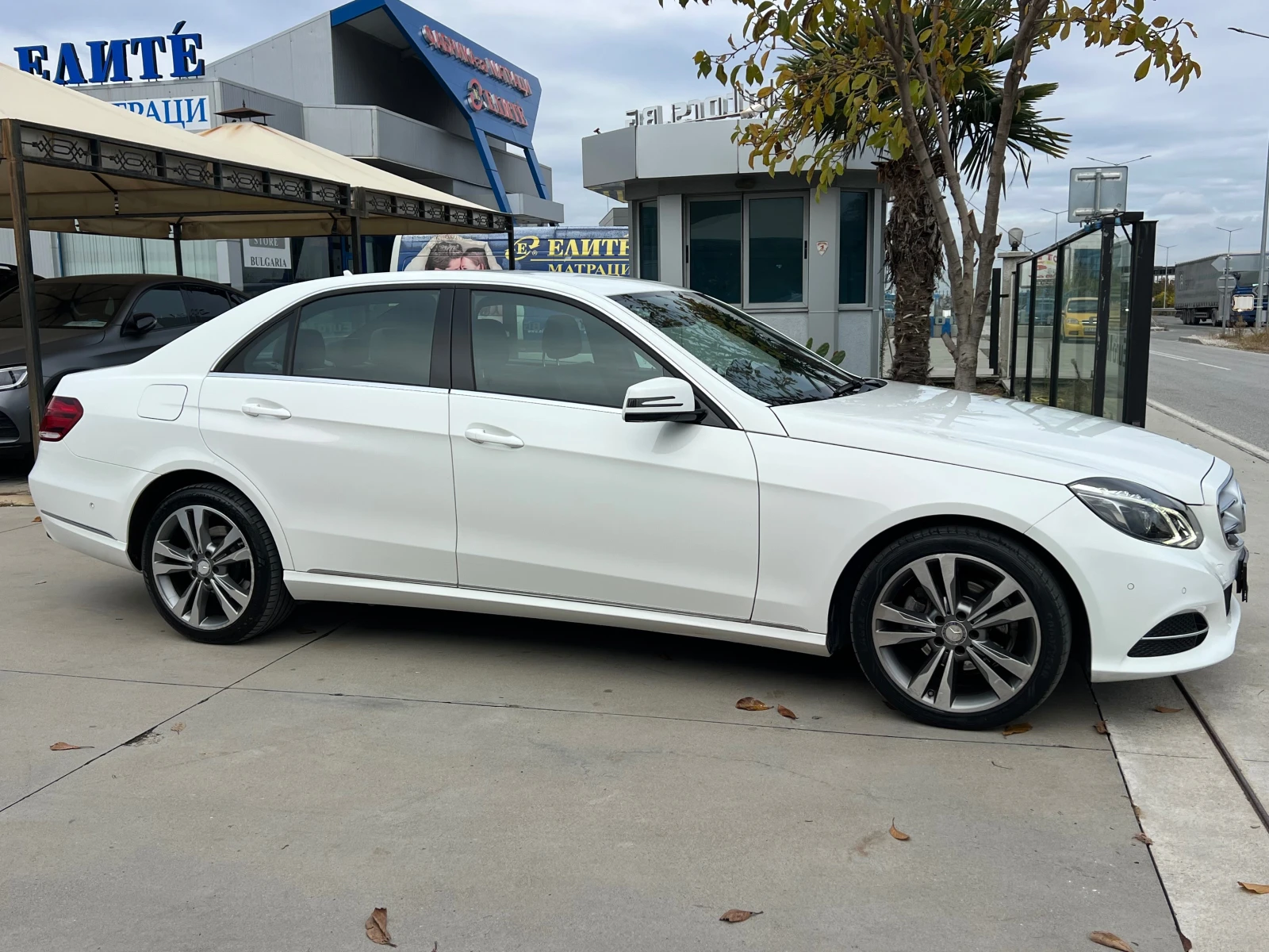 Mercedes-Benz E 220 CDI, 9G, AVANTGARDE-FULL SERVICE MERCEDES-KATO HOB - изображение 4