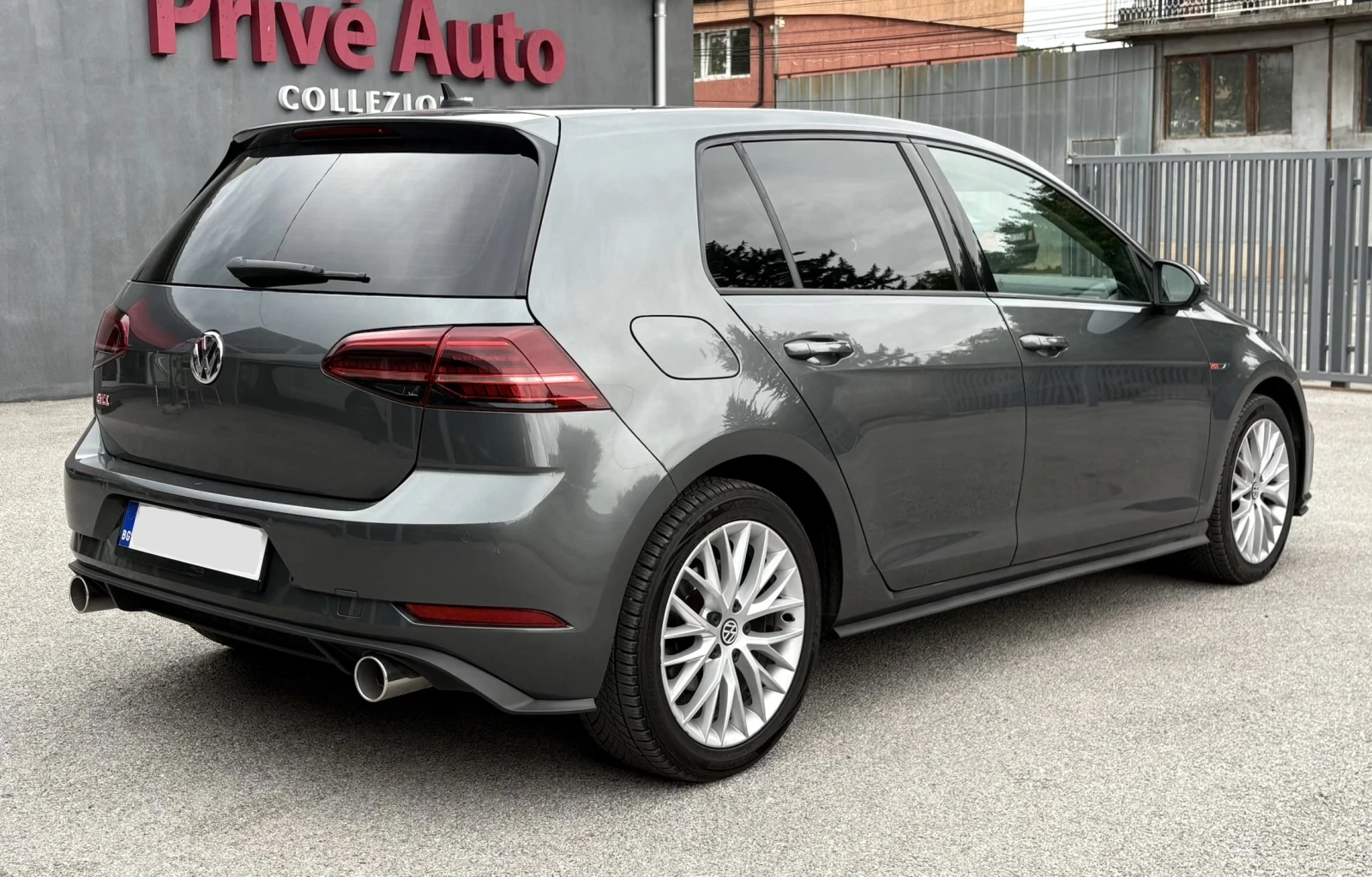 VW Golf 7.5, 1.5TGI, РЕГИСТРИРАН, ОБСЛУЖЕН - изображение 6