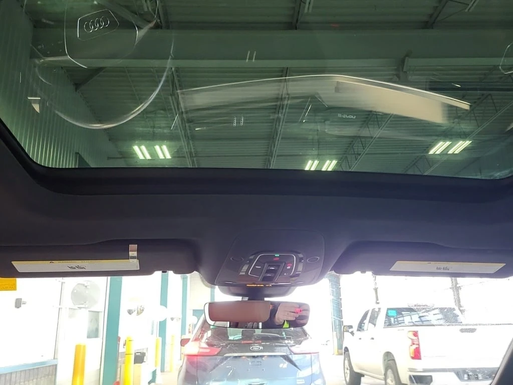 Audi E-Tron * PROGRESSIV * CARFAX *    | Mobile.bg   12