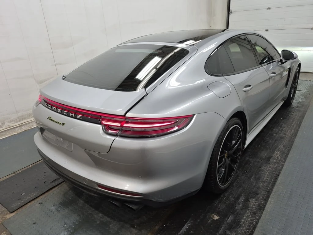 Porsche Panamera * 4 E HYBRID * CARFAX * ЦЕНА ДО БГ - изображение 3