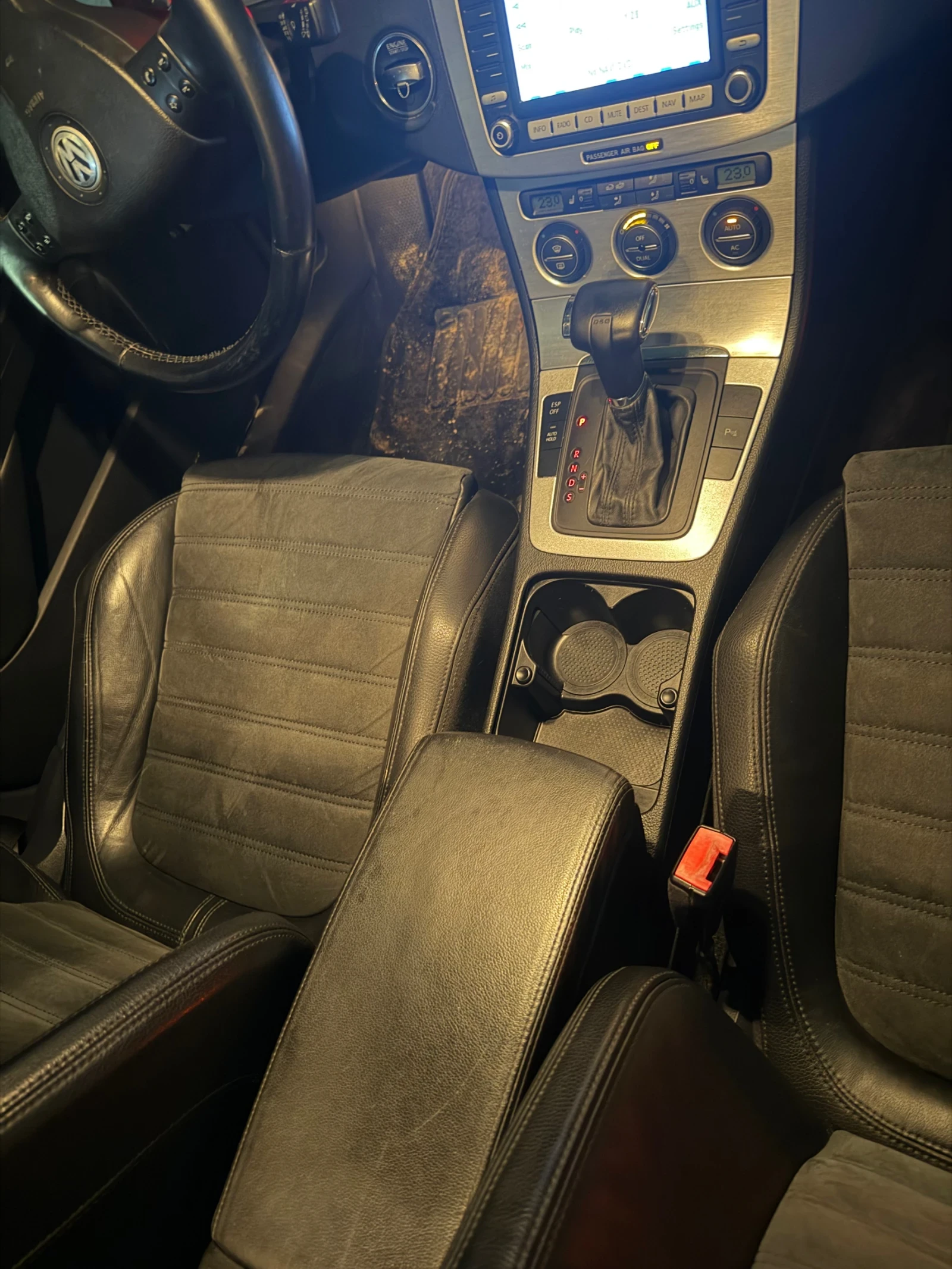 VW Passat 2.0 TDI - изображение 10