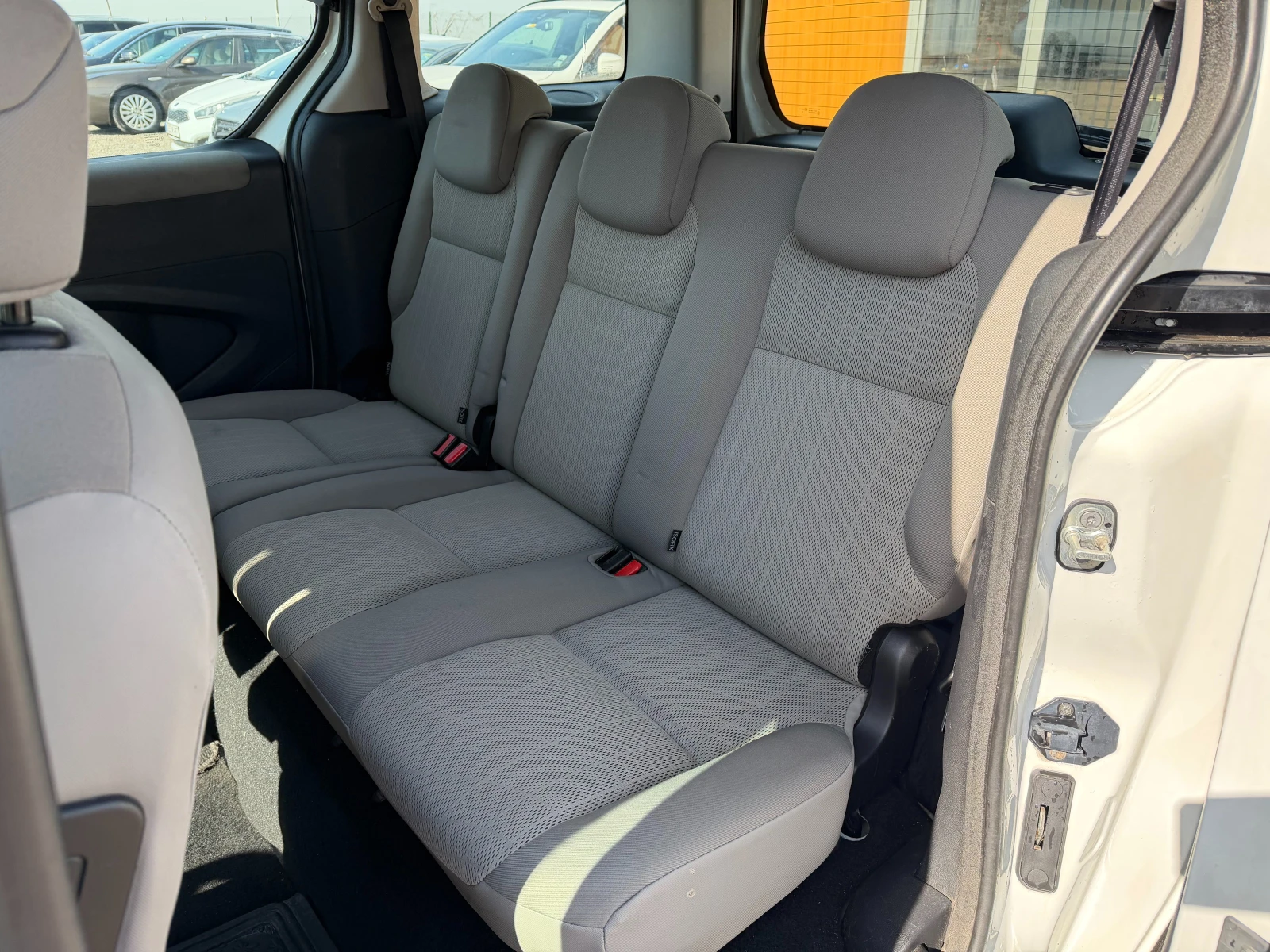 Peugeot Partner 1.6 HDI 109 �.� ���������� / ����������� | Mobile.bg � ����������� 12