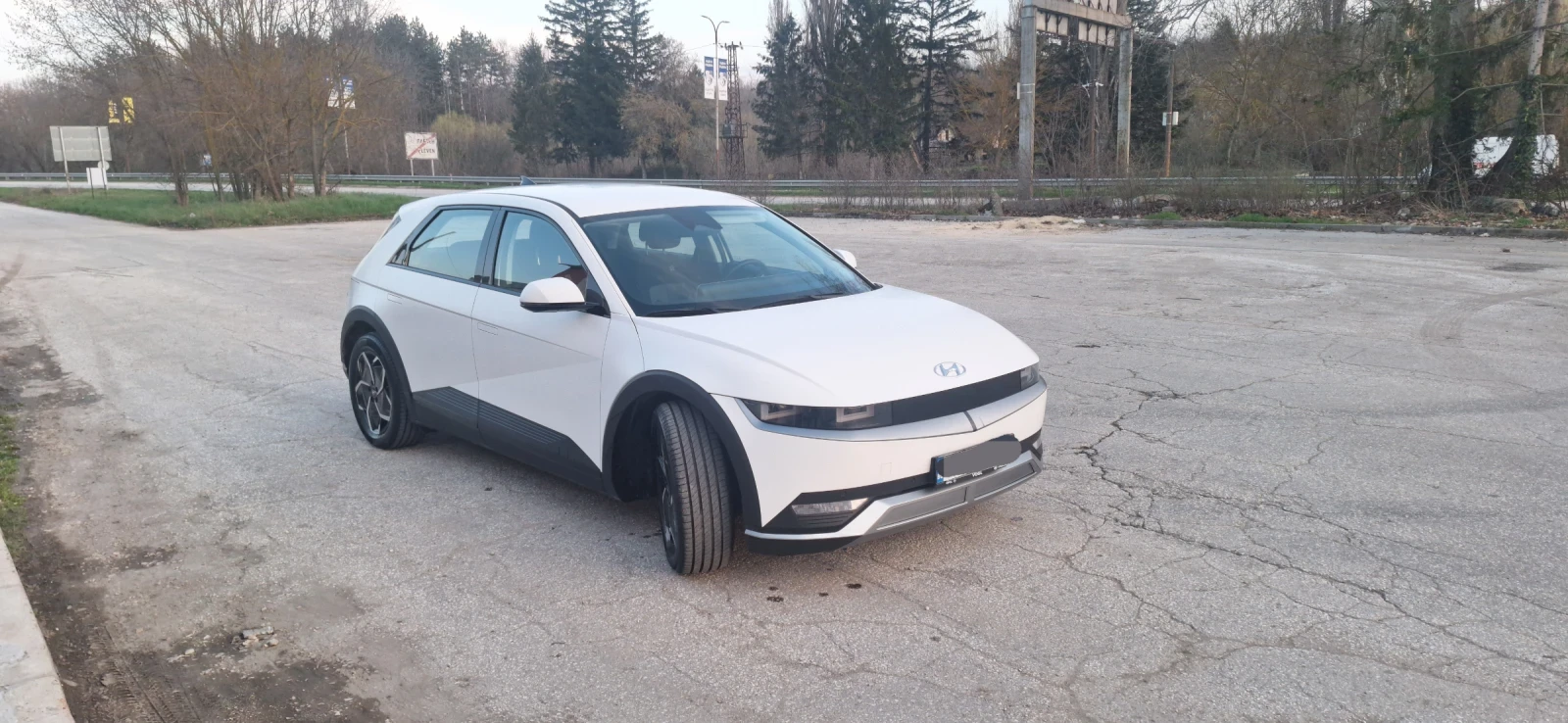 Hyundai Ioniq 5 77.4 kWh Dynamiq, снимка 7 - Автомобили и джипове - 54013813