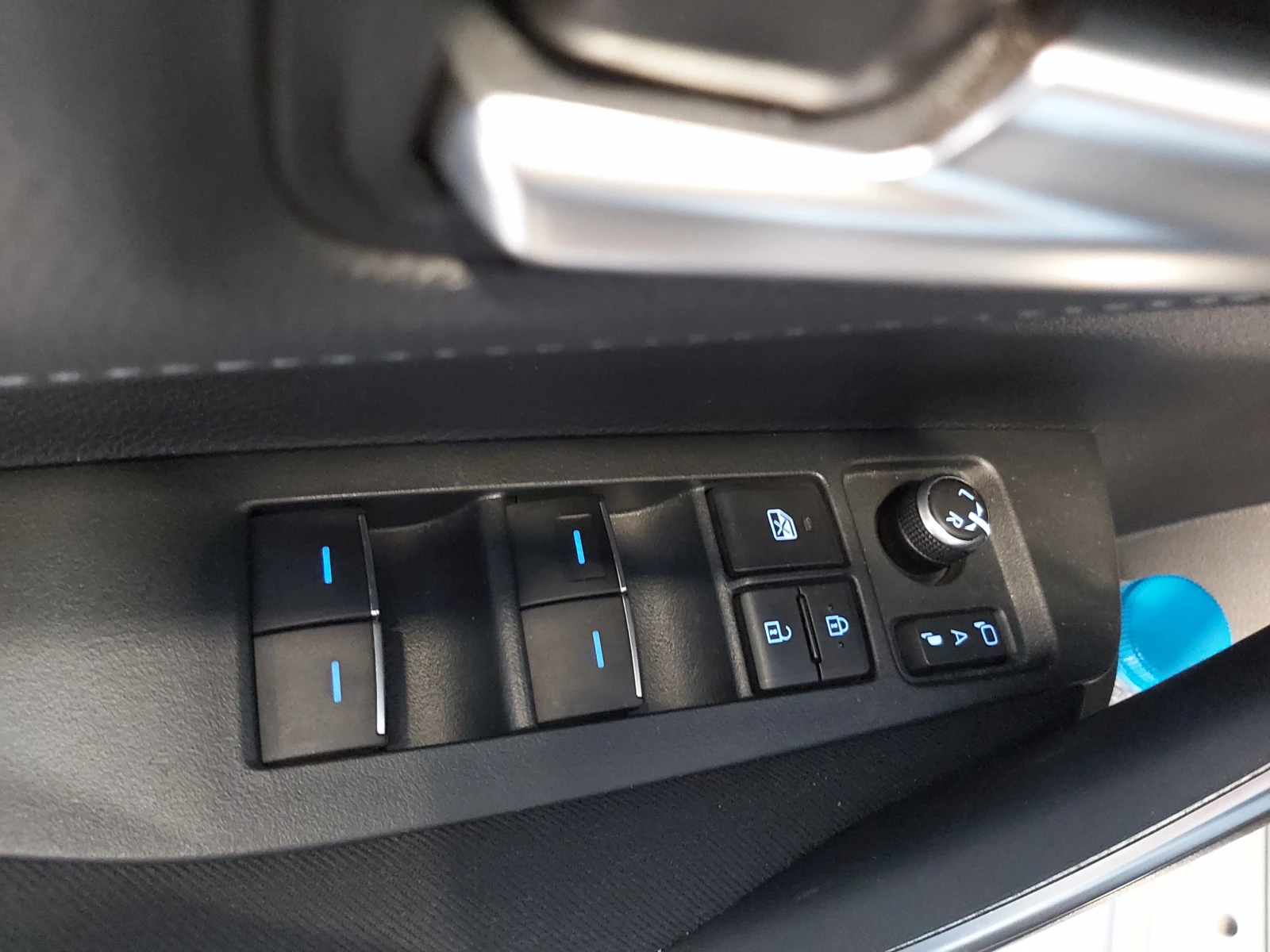 Toyota Corolla 2.0 184кс TOURING SPORTS, снимка 8 - Автомобили и джипове - 54582639