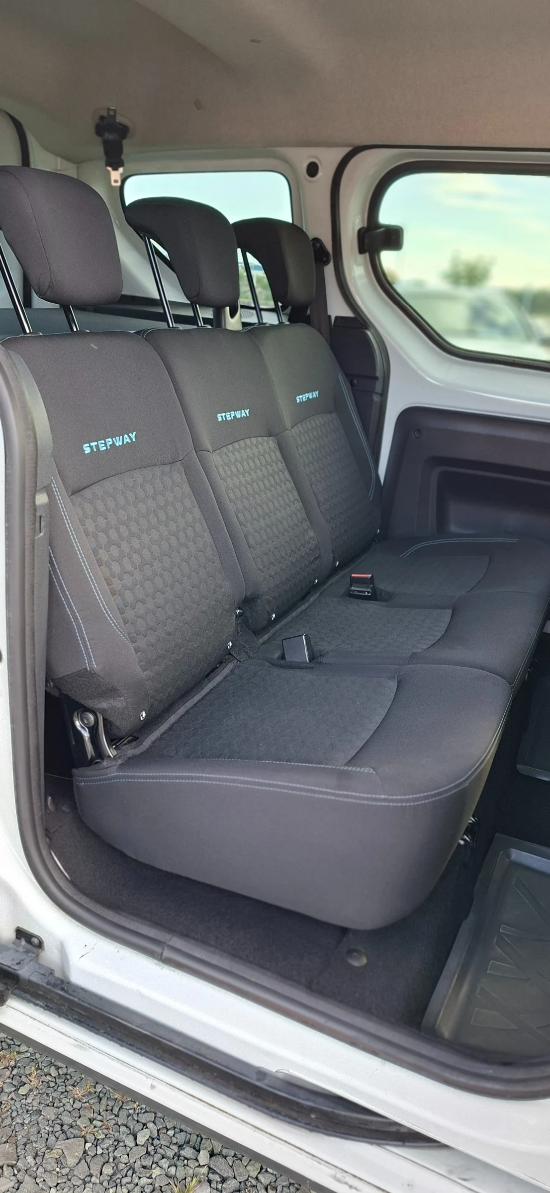 Dacia Dokker 1.2Tce Stepwey, снимка 12 - Автомобили и джипове - 54596900