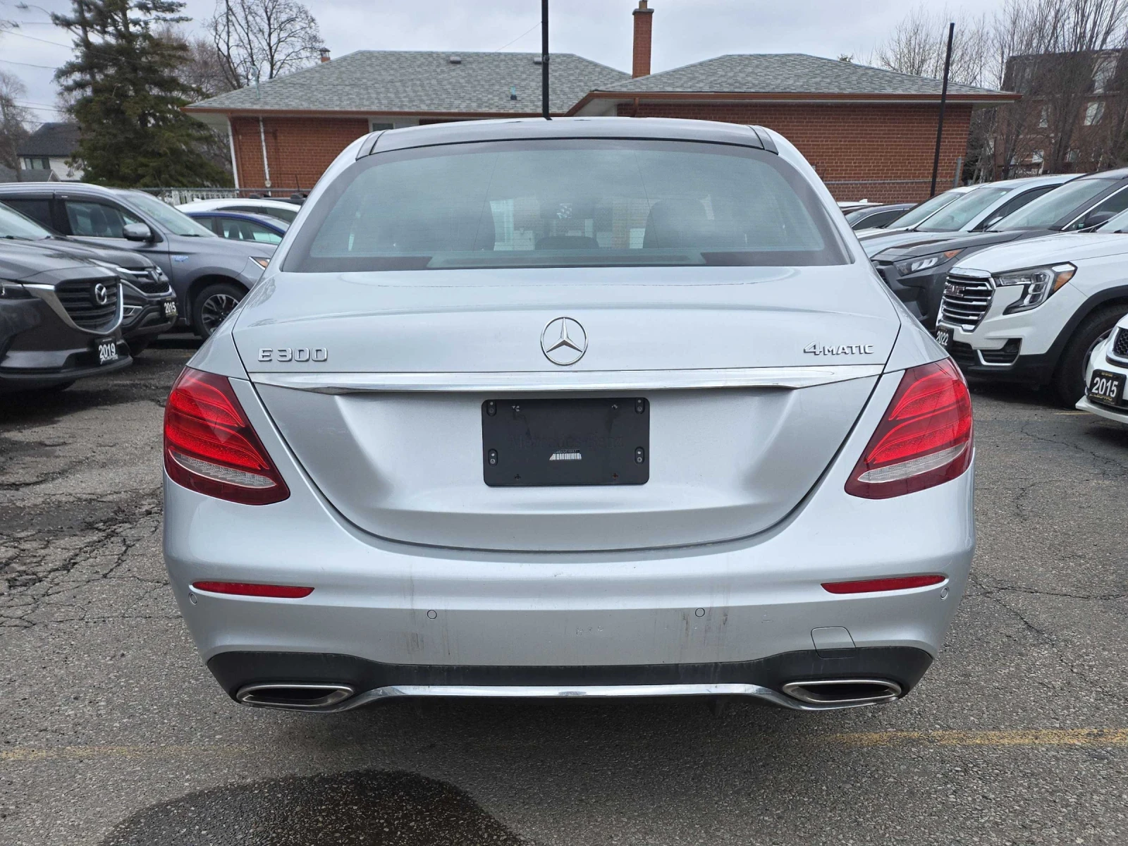 Mercedes-Benz E 300 ДИСТРОНИК * ПОДГРЕВ * ПАНОРАМА * BURMESTER, снимка 4 - Автомобили и джипове - 54730885