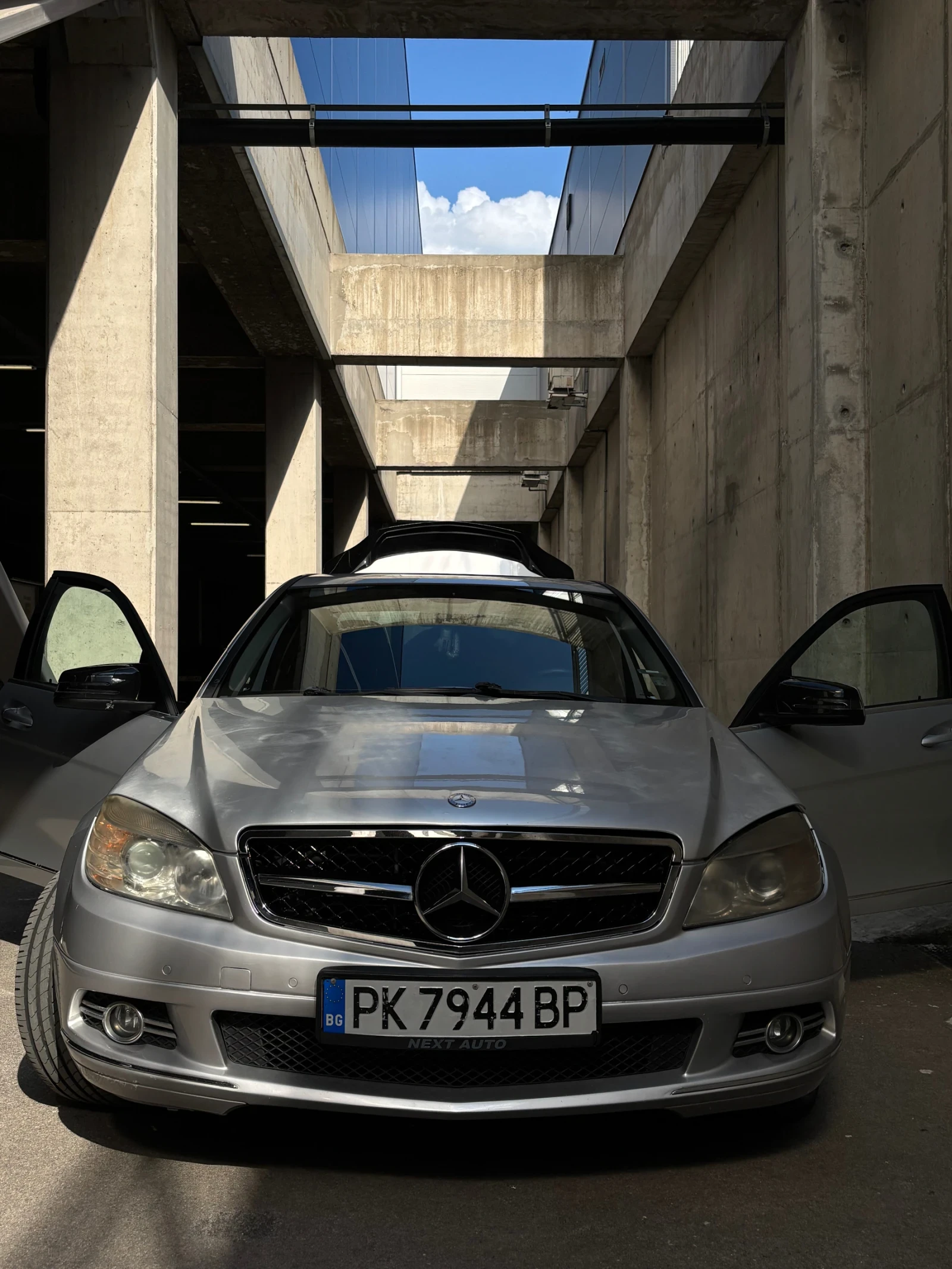 Mercedes-Benz C 220, снимка 7 - Автомобили и джипове - 55078850