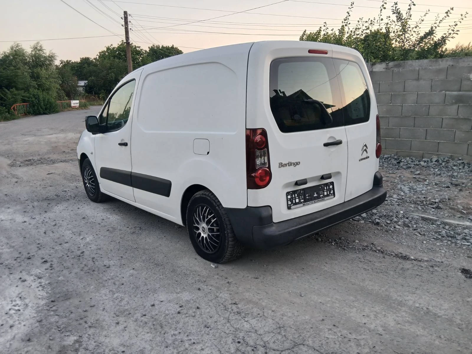 Citroen Berlingo, снимка 2 - Автомобили и джипове - 55256505