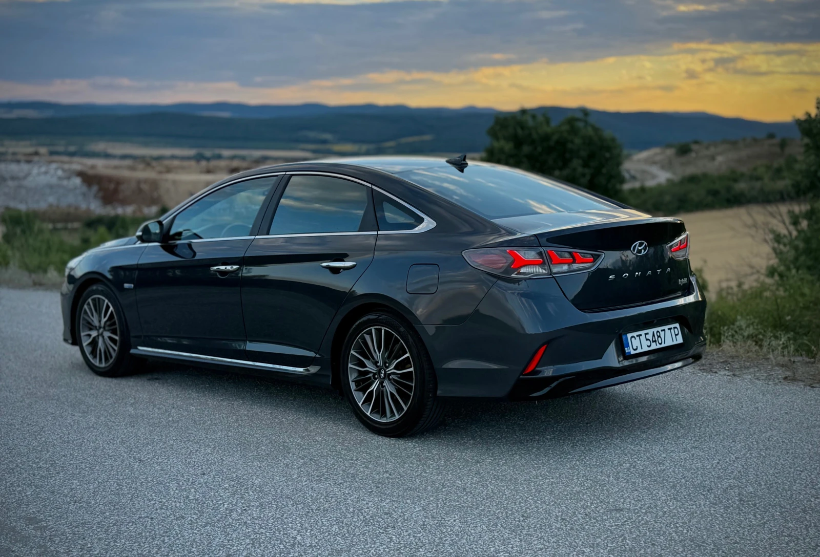 Hyundai Sonata, снимка 4 - Автомобили и джипове - 55384128
