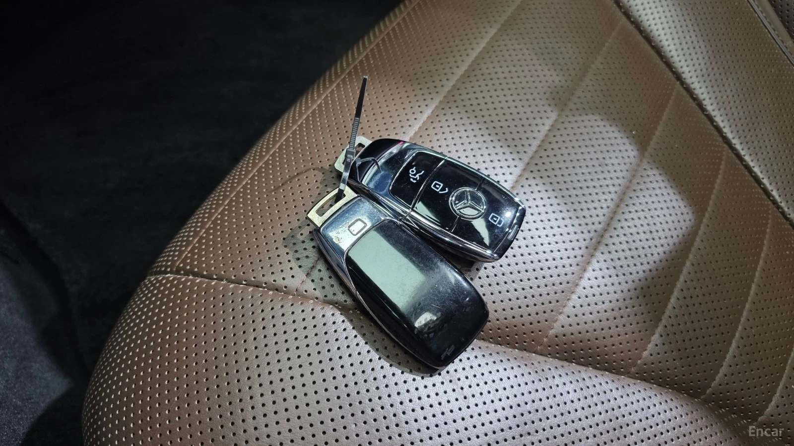 Mercedes-Benz S 400 LONG* 4MATIC* BURM* PANO* МОНИТОРИ* 360* HUD, снимка 17 - Автомобили и джипове - 55421007