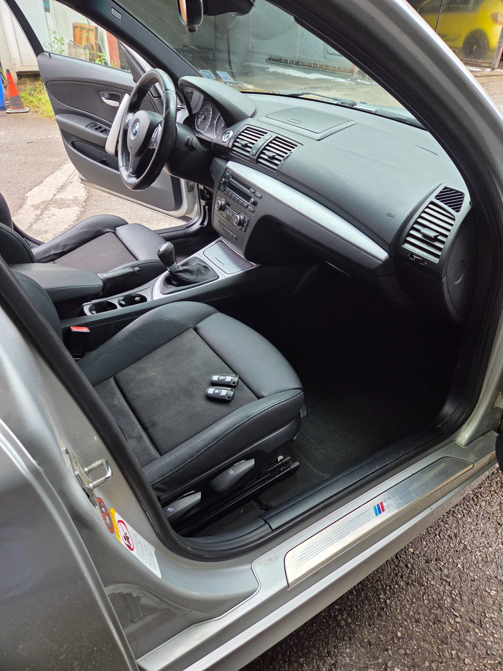 BMW 120 M Sports package, снимка 9 - Автомобили и джипове - 55539131