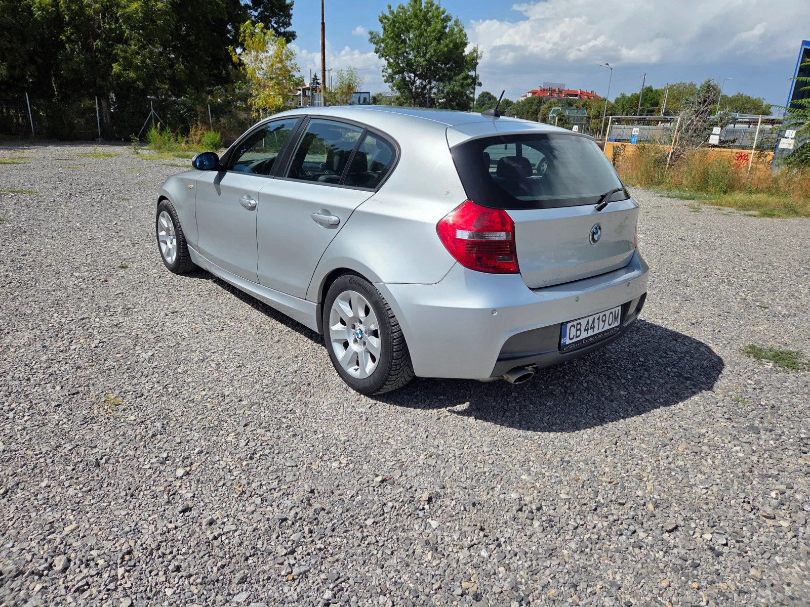 BMW 120 M Sports package, снимка 4 - Автомобили и джипове - 55964577