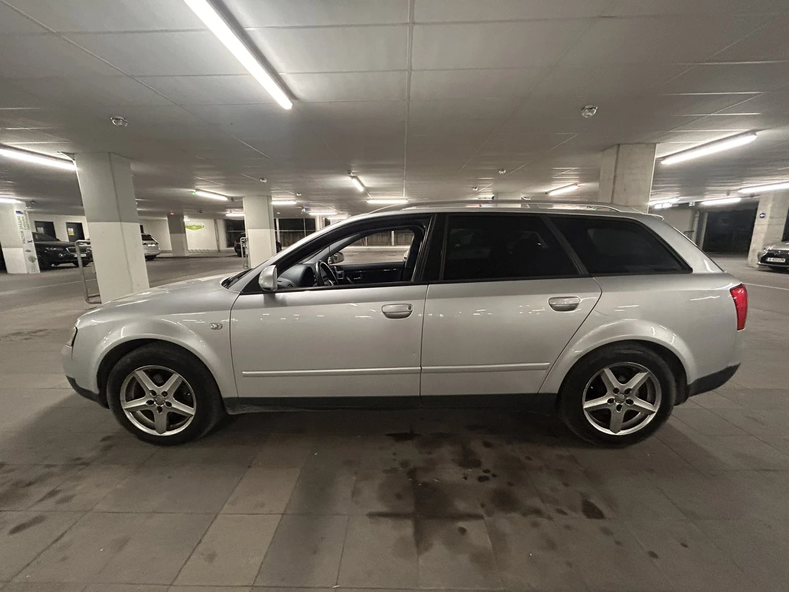 Audi A4, снимка 2 - Автомобили и джипове - 55646951