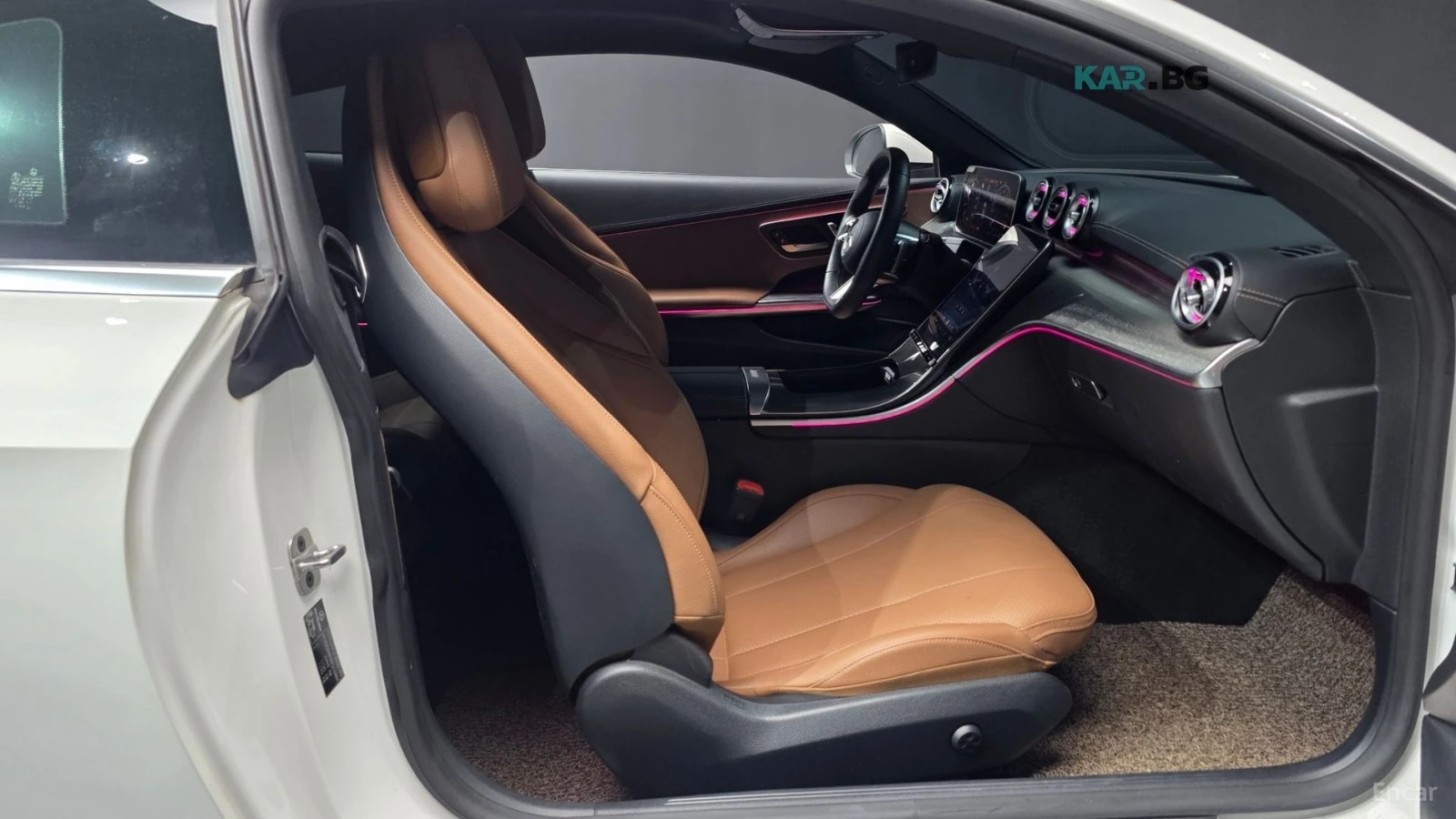 Mercedes-Benz CLE 200 AMG-LINE* DISTRONIC* 360* ПОДГРЕВ* ОБДУХВАНЕ* , снимка 9 - Автомобили и джипове - 55835373