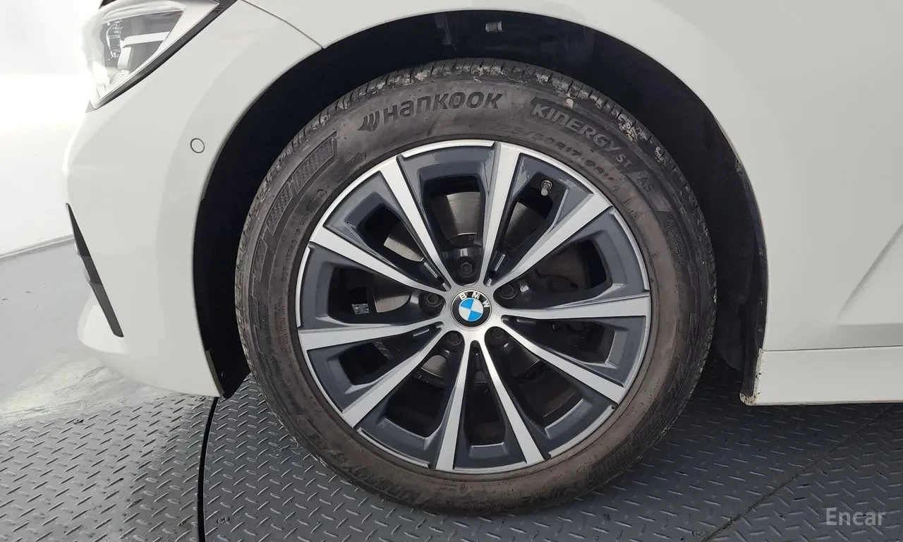 BMW 320 d | АВТОФИНАНСИРАНЕ | ЦЕНА ДО БЪЛГАРИЯ, снимка 5 - Автомобили и джипове - 55888631