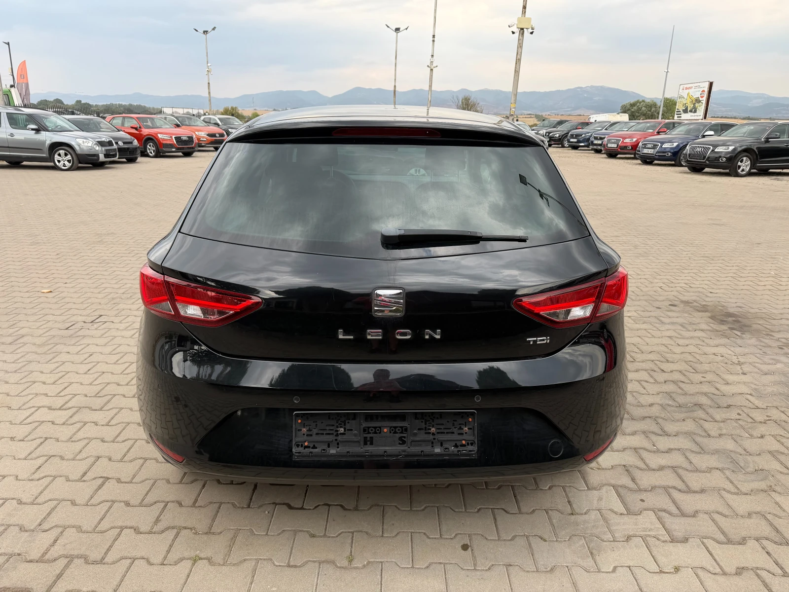 Seat Leon 1.6TDI NAVI EURO 5, снимка 7 - Автомобили и джипове - 56165939