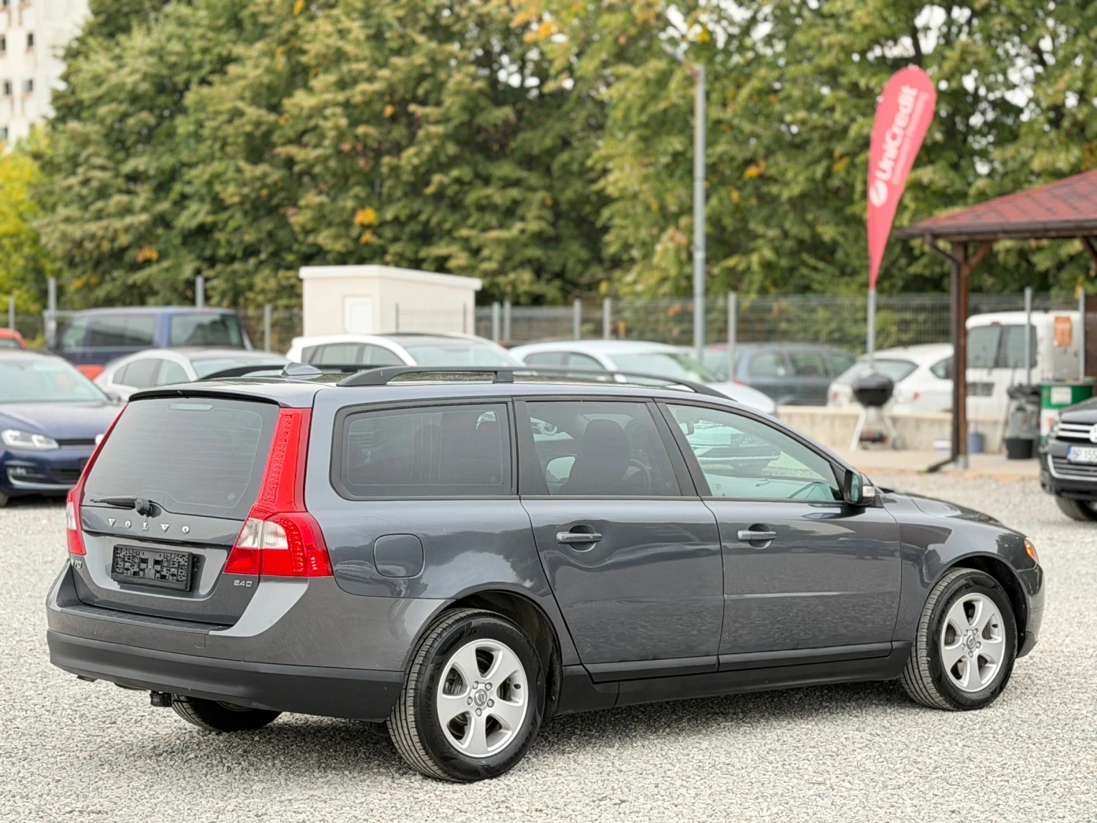Volvo V70 2.4 D * Нов внос* , снимка 8 - Автомобили и джипове - 56261398