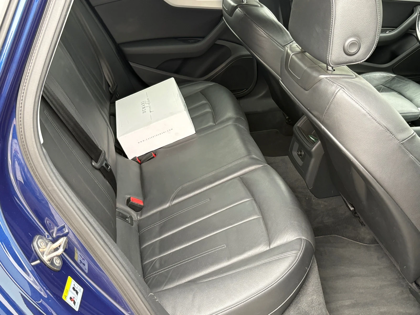 Audi A4 2.0 TDI Virtual Cockpit, снимка 10 - Автомобили и джипове - 56647746