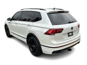 VW Tiguan * Comfortline R Line Black 2.0T 8sp at w/Tip 4M Ht - 19950 € / 39018.81 лв. - 25251789 11