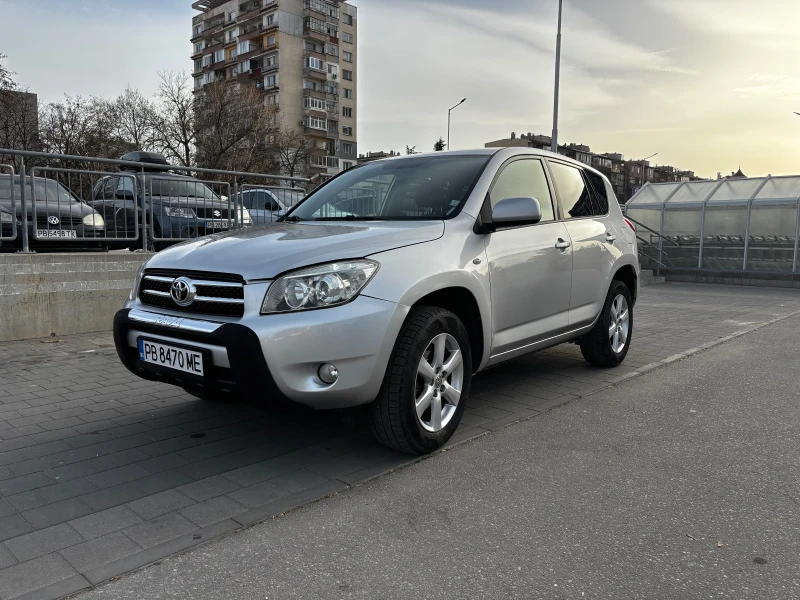 Toyota Rav4 2.2 D4D 136HP, снимка 1 - Автомобили и джипове - 49520584