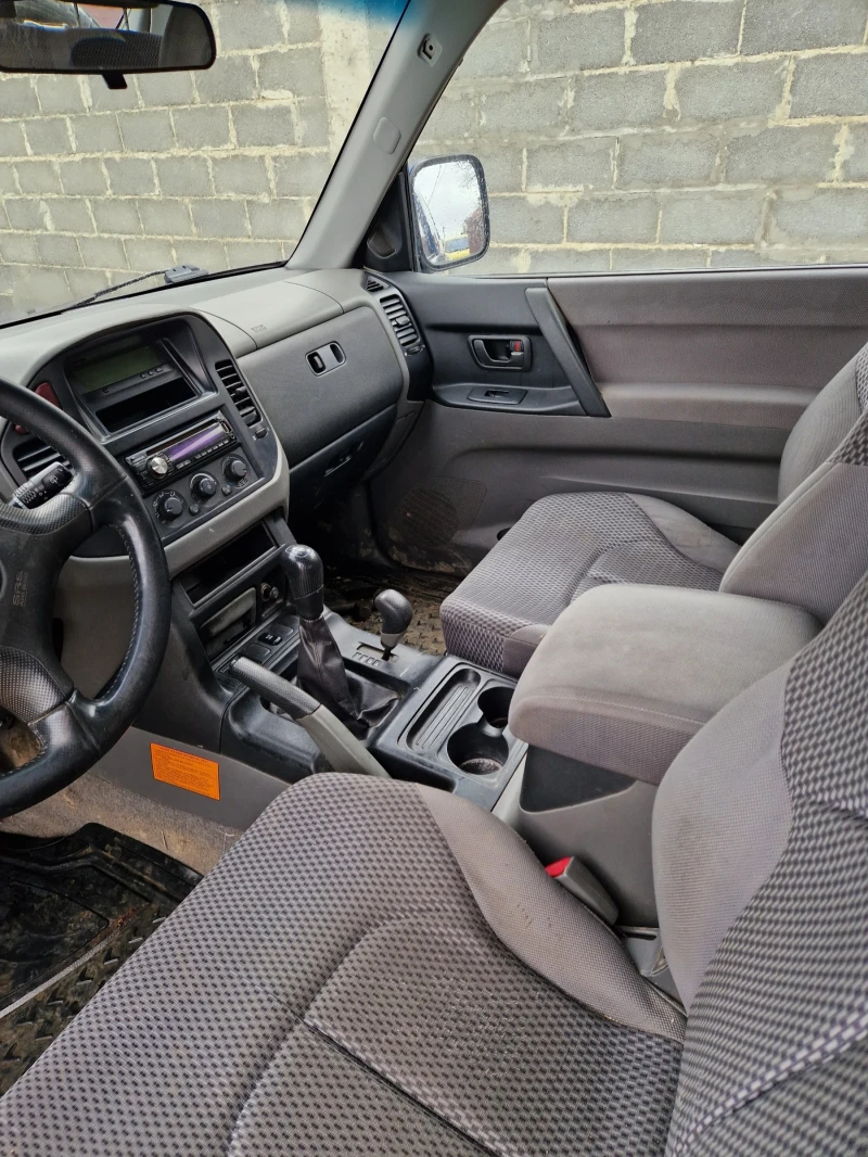 Mitsubishi Pajero, снимка 3 - Автомобили и джипове - 53000681